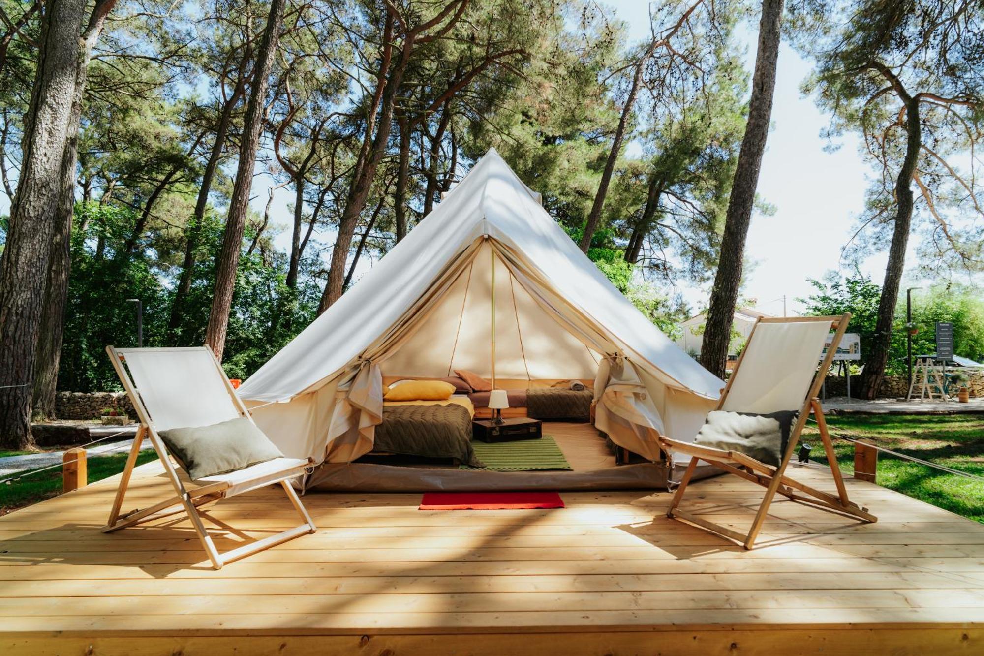 Camp 'Dvor' bell tent accommodation Manjadvorci Camera foto